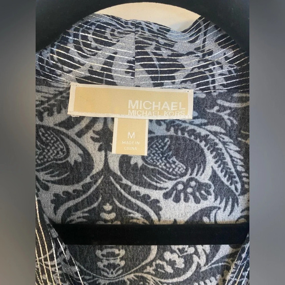 Michael Kors Metallic Silver Black Gray Pattern Blouse V Neck Top Work W… - Picture 2 of 10